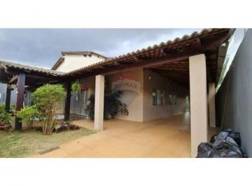 Casa · 400m² · 4 Quartos · 4 Vagas · Casa Colonial com Piscina em Vicente Pires