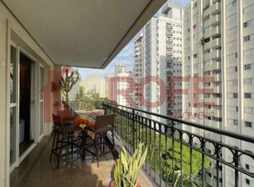Apartamento · 200m² · 3 Quartos · 3 Vagas · Apartamento de 200m² em Andar Alto | 3 Suítes | 3 Vagas | Hall Privativo