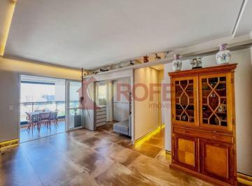 Apartamento · 70m² · 2 Quartos · 2 Vagas · Apartamento de 70 m² com 2 quartos, 1 suíte e 2 vagas de garagem. Andar alto. Street