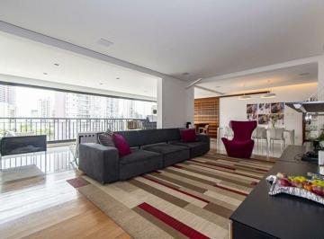 Apartamento · 245m² · 3 Quartos · 4 Vagas · Apartamento de 245m² com 3 suítes no melhor condomínio da Vila Mariana, andar alto, lazer completo