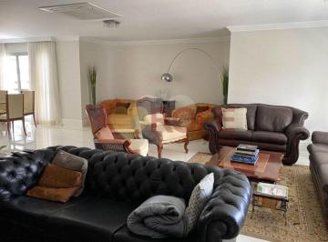 Apartamento · 215m² · 3 Quartos · 2 Vagas · Apartamento com 3 dormitórios à venda, 215 m² por R$ 4.060.000,00 - Itaim Bibi - São Paulo/SP