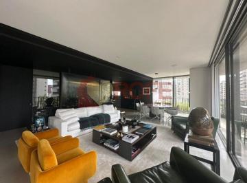 Apartamento · 269m² · 4 Quartos · 4 Vagas · Apartamento de 269m² no Itaim Bibi, com 2 suítes e 4 vagas, andar alto e lazer completo