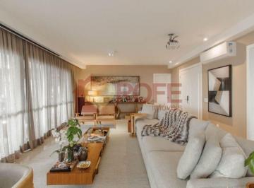 Apartamento · 306m² · 3 Quartos · 5 Vagas · Apartamento à venda em Moema, 306 m² com 4 suítes, andar alto fora da rota de aviões, lazer completo