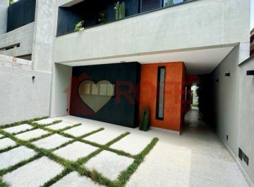 Casa · 200m² · 4 Quartos · 2 Vagas · Casa com 4 dormitórios à venda, 200 m²