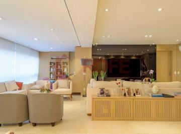 Apartamento · 184m² · 3 Quartos · 3 Vagas · Imóvel impecável no melhor de Moema