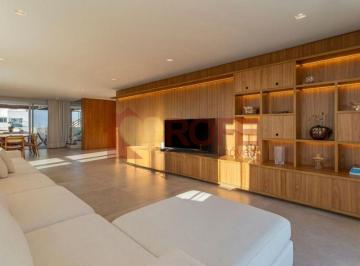 Apartamento · 319m² · 4 Quartos · 4 Vagas · Cobertura no Campo Belo com 319 m², 4 quartos, sendo 4 suítes, spa privativo e 4 vagas Vista Livre