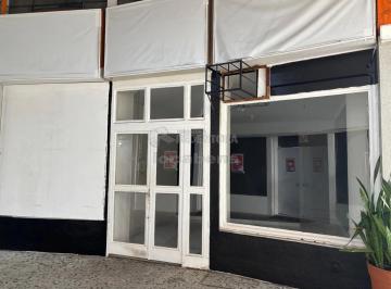 Comercial · 34m² · Ótima Sala Comercial com 34m² no Centro para Locação