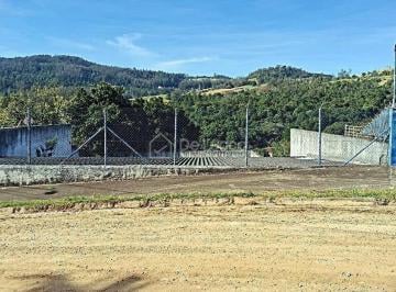 0 · Terreno em Amparo com 3.172m², barracão e acesso fácil às rodovias.