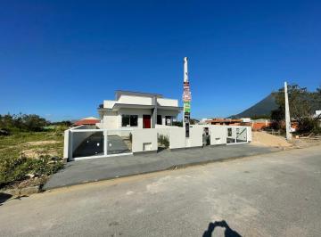 Casa · 80m² · 3 Quartos · 1 Vaga · Casa Geminada de 3 Quartos e 1 Suíte - Guarda do Cubatão em Palhoça/SC