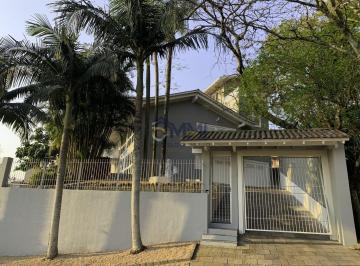 Casa · 375m² · 3 Quartos · 3 Vagas · Casa com 375 m² com Piscina, Quiosque e Vista Deslumbrante da Cidade