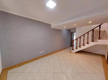 Casa · 125m² · 2 Quartos · 2 Vagas · Casa de 125 m², 2 quartos em Jardim Sabiá, Cotia