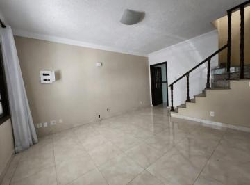 Casa · 138m² · 2 Quartos · 2 Vagas · Sobrado de 138 m², 2 quartos em Rudge Ramos, São Bernardo do Campo