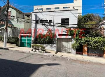 b2bb4abbef9541419c67c30cdd11c407.jpg · Sobrado de 302m² com 3 quartos