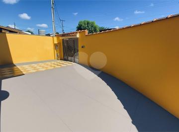 Casa · 138m² · 4 Quartos · 5 Vagas · Casa com 4 quartos à venda em Parque Das Figueiras - SP