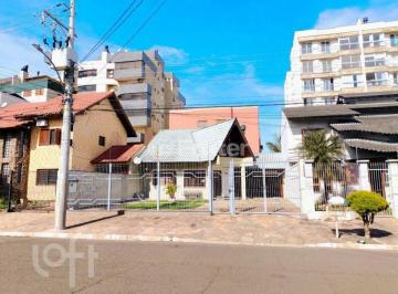 f89b7833 · Casa, 3 dormitórios, 132 m², em Centro