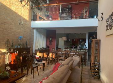 Casa de 3 quartos, Poços de Caldas · Venda Casa em Condomínio próximo ao centro