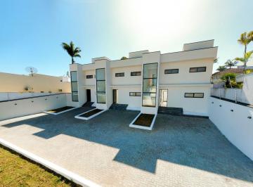 Casa de 3 quartos, Mogi das Cruzes · Sobrado em condominio disponivel para venda na Vila Oliveira.