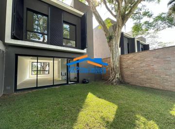 Casa · 250m² · 3 Quartos · 3 Vagas · Casa 250m² com 3 Quartos sendo 1 Suítes em Condomínio no Jardim Guedala.