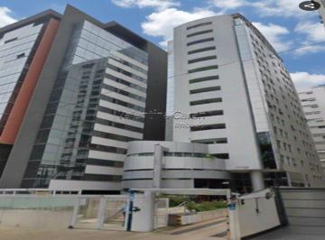 Comercial · 95m² · 2 Vagas · Sala 184m² à Venda ou Aluguel na Consolação.