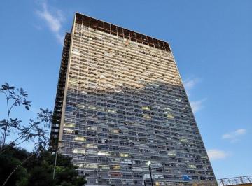 Comercial · 1200m² · Sala à Venda no Centro de São Paulo