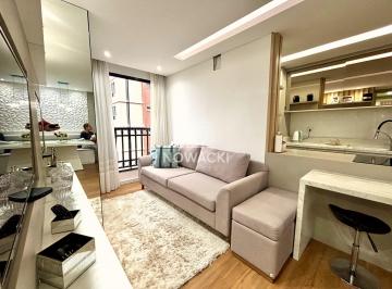 Apartamento en Venda de 2 quartos Novo Mundo · APARTAMENTO FACE NORTE COM 2 DORMITÓRIOS E 1 VAGA DE GARAGEM NO NOVO MUNDO!