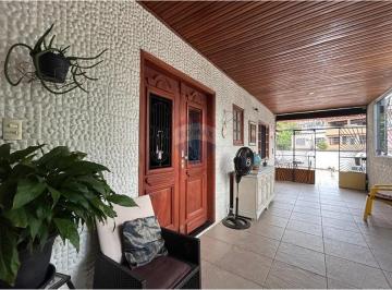 Casa · 351m² · 3 Quartos · 1 Vaga · Casa com terraço à venda em Irajá: Conforto e Localização Ideal