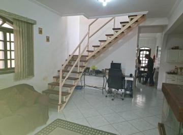 Casa · 120m² · 3 Quartos · 2 Vagas · Sobrado Espaçoso no  São Judas Tadeu: Conforto e conveniência para sua família!