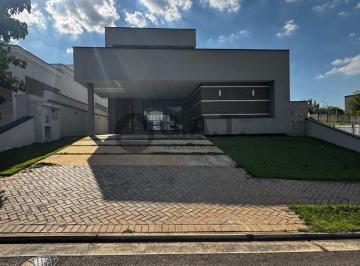 Foto 02 · Casa em Condomínio à Venda em Votorantim-SP - 3 Quartos, 3 Suítes, 2 Salas, 4 Banheiros, 4 Vagas - 2