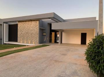 Casa · 250m² · 3 Quartos · 4 Vagas · Casa à venda em Araçoiaba da Serra, Condomínio Village Ipanema, com 3 suítes, com 250 m²