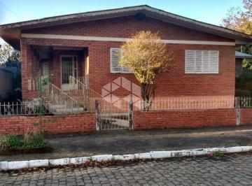705908_i552445Dh8_7059086892552f8491c.jpg · Duas casas lado a lado com 319,22m2  no centro de São Francisco de Paula