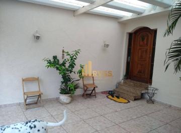 984011ebe4469da3135f9b969aff3d1955c2706f · Excelente Casa térrea com 3 dormitórios, próximo a Av. Kennedy e Vergueiro.
