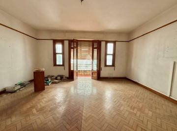 Apartamento · 135m² · 3 Quartos · 3 quartos, 135 metros, 2 varandas, silencioso, eletrica e hidraulicas feitas