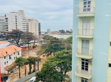 Apartamento de 2 quartos no centro de Guarapari · Apartamento de 2 quartos, a 50m da Praia da Areia preta , com vaga de garagem,