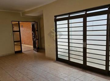 Casa · 250m² · 3 Quartos · 1 Vaga · Casa Padrão para Venda no Bairro Independência, em Ribeirão Preto