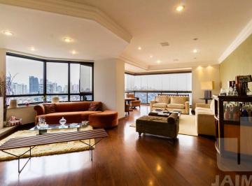 Apartamento · 240m² · 4 Quartos · 5 Vagas · Apartamento com 4 dormitorios sendo 4 suites 7 banheiros sala 3 ambientes 5 vagas.