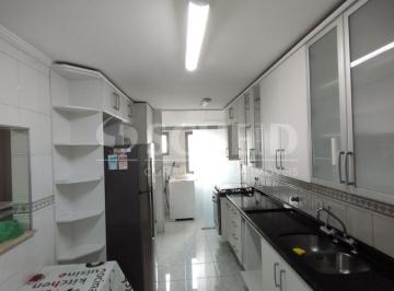Apartamento · 87m² · 3 Quartos · 1 Vaga · Ótimo apartamento com 87m2, reformado, próximo ao Extra da Interlagos.