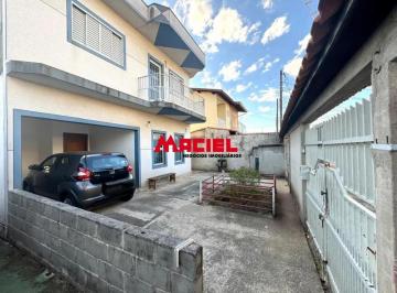 Casa · 2397m² · 4 Quartos · 6 Vagas · Sobrado a venda Bosque dos Eucaliptos Venha Conferir!