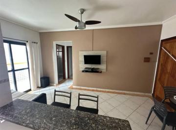 249 · Apartamento com um quarto a 200 metros da praia. 1 Quarto, 1 Vaga