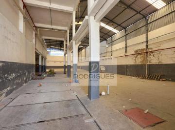 56f128ac3a8c29eded066542f85e86d1f576b805 · Galpões industriais para alugar, Campestre, Santo André/SP, com 3.700 m²