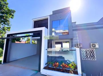 Casa · 210m² · 3 Quartos · 3 Vagas · Triplex Novo  Semi-imobiliado – Praia dos Amores