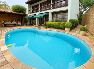 Casa · 270m² · 4 Quartos · 4 Vagas · Casa com 4 quartos à venda em Vila Brasilina - SP
