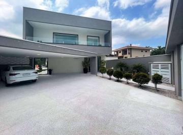 Casa de 4 quartos, Cotia · Casa moderna e sofisticada, com localização privilegiada e total privacidade