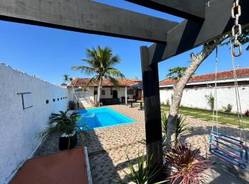 Casa de 2 quartos, Itanhaém · Casa com piscina lote inteiro em Itanhaém para financiamento