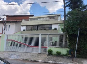 Casa · 4 Quartos · 6 Vagas · Imóvel Aconchegante com conforto em todos os ambientes! quintal e jardim.