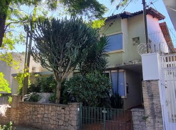 Casa de 3 quartos, São Paulo · Casa confortável a venda com três dormitórios perto do metrô Ana Rosa