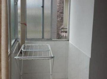 Apartamento de 1 quarto, São Vicente · 1 Dorm em prédio de 3 andares, sem elevador