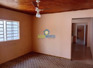 Casa · 228m² · 2 Quartos · 2 Vagas · Casa a venda no Jd. Amizade - Araçatuba/SP.