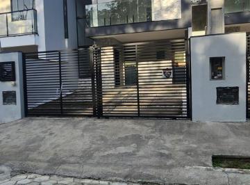 Casa · 85m² · 3 Quartos · 1 Vaga · Casa Sobrado pronto para morar em Balneário Piçarras Sc