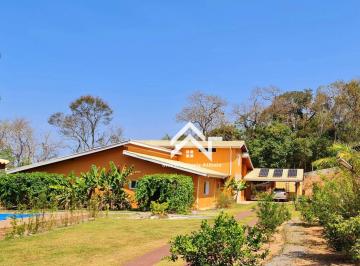 08902e56fdab03ee818cf927b66c4c512941a94d · Seu Refúgio Off-Grid de Alto Padrão nas Montanhas.