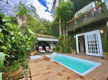 Casa · 275m² · 3 Quartos · 2 Vagas · Casa em Rio do Ouro, São Gonçalo/RJ de 275m² 3 quartos à venda por R$ 950.000,00